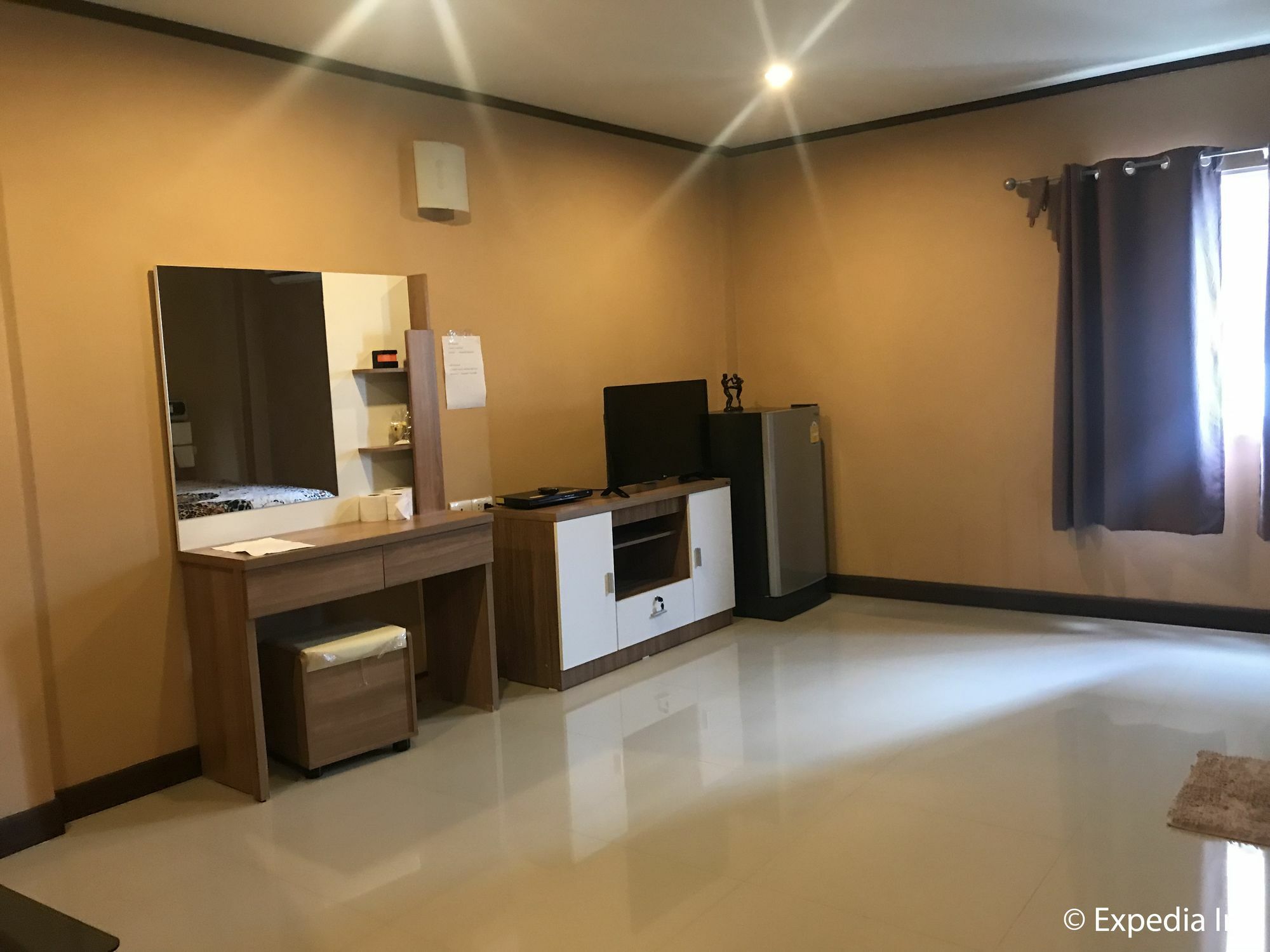 Burnout Guesthouse Pattaya Eksteriør billede
