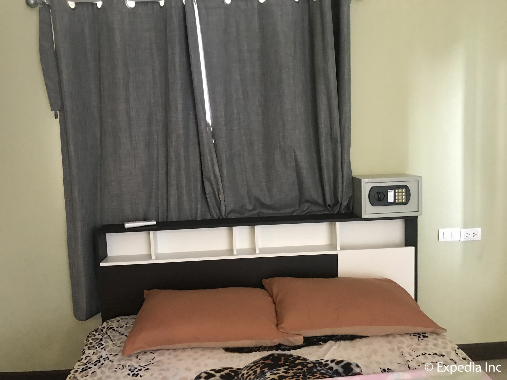 Burnout Guesthouse Pattaya Eksteriør billede